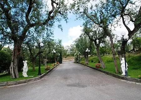 Johanna Park Hotel