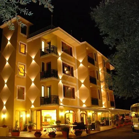 Johanna Park Hotel Península Sorrentina